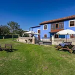 Ruralia Casa La Pinera Ferienhaus Siero