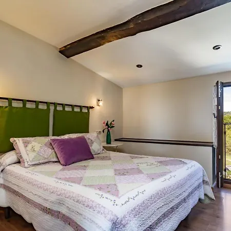 La Pinera, * Pola de Siero