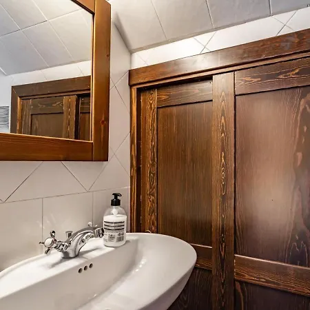 La Pinera, Pola de Siero