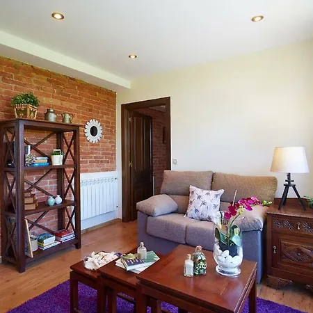 La Pinera, * Pola de Siero