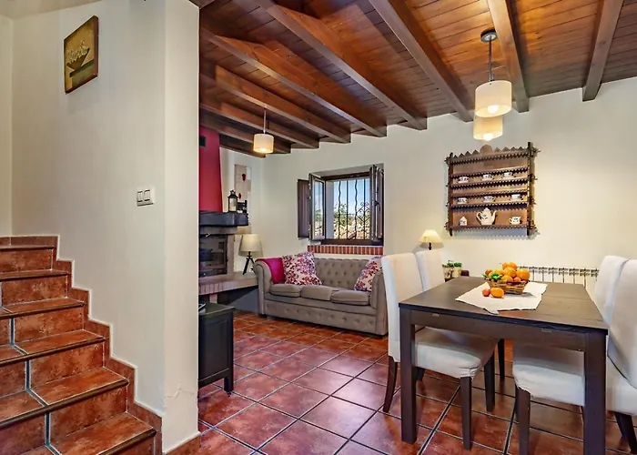 Nyaraló La Pinera, Siero